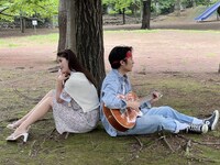 風間和彦「辛い食べ物節」MVより。