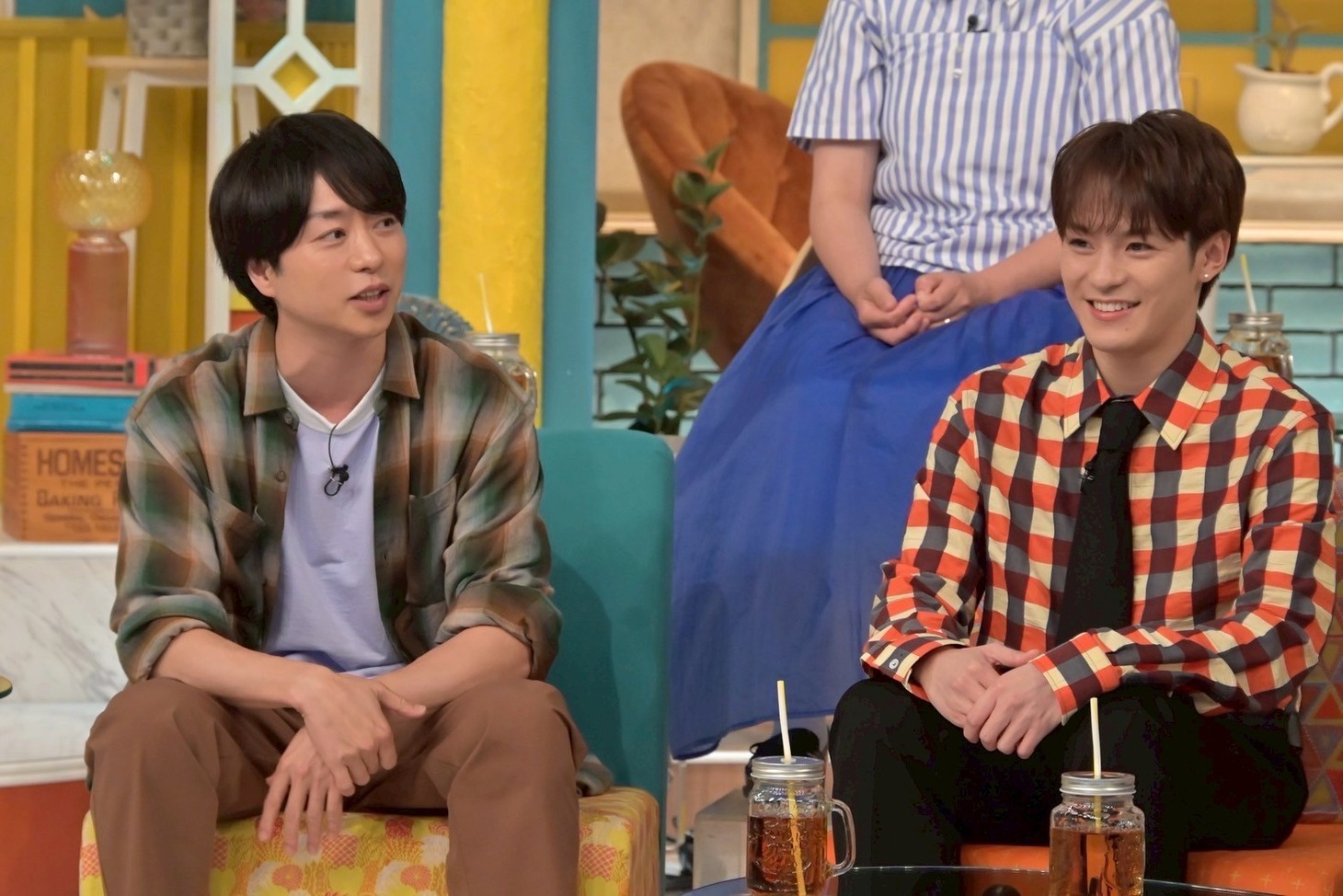 左から櫻井翔、松倉海斗。©TBS