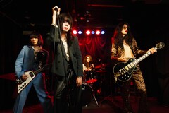 THE ROOSTERSリスペクトする暴動クラブ、福岡で大江慎也バンドとツーマン