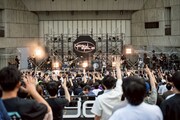「yosugala 3rd anniversary live「『progress the night -日比谷公園大音楽堂-』」の様子。