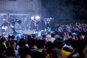 「yosugala 3rd anniversary live「『progress the night -日比谷公園大音楽堂-』」の様子。