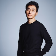 草なぎ剛「THE MUSIC DAY」で恩人・大杉漣との思い出ソングを演奏、譲り受けた形見のギターで