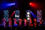 「Girls2 LIVE TOUR 2025 -ガルガルエイト- 6th Anniversary Party」の様子。