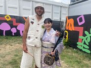 城南海(右)とユセフ・デイズ(左)。