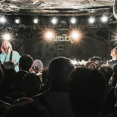 鈴木実貴子ズ、満員の下北沢SHELTERで迎えた「あばら」ツアーファイナル