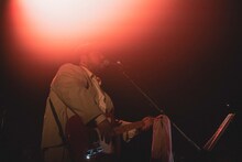 澤部渡（Vo, G）（撮影：廣田達也）