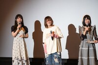 左から相沢梨紗、小鳩りあ、高咲陽菜。