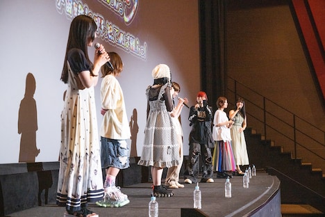 トーク中のでんぱ組.inc。