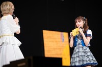 突然手紙を取り出す中山莉子。