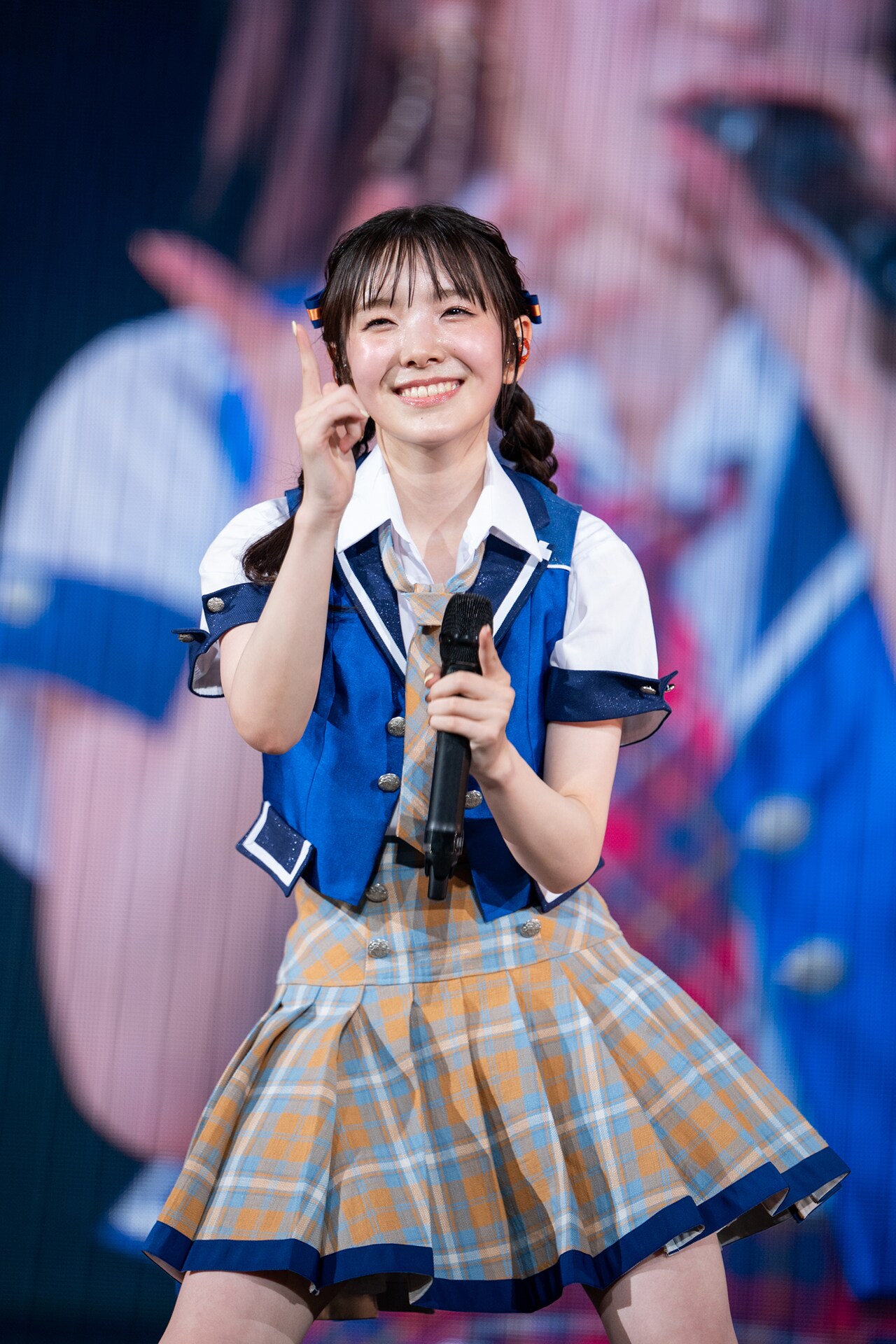 桜井えま - 私立恵比寿中学・小林歌穂、卒業式ライブで残した