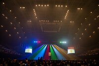 開演直前の幕張イベントホール。