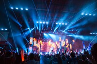 「私立恵比寿中学 新体制始業式『GOLDEN EIGHT ーnew againー』」の様子。