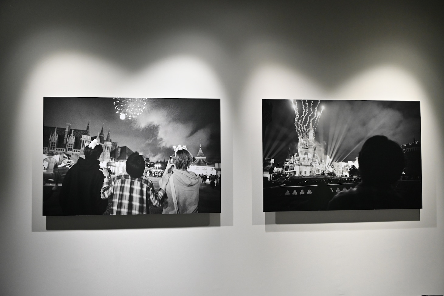 大森元貴（Mrs. GREEN APPLE）が手がけた写真作品群「僕が居ようが居まいが」より。