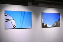 大森元貴（Mrs. GREEN APPLE）が手がけた写真作品群「僕が居ようが居まいが」より。