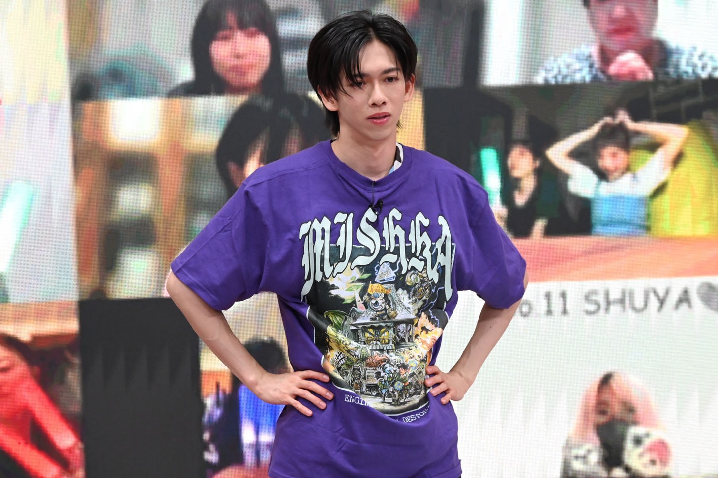 バンドTシャツに着替えたリョウガ。