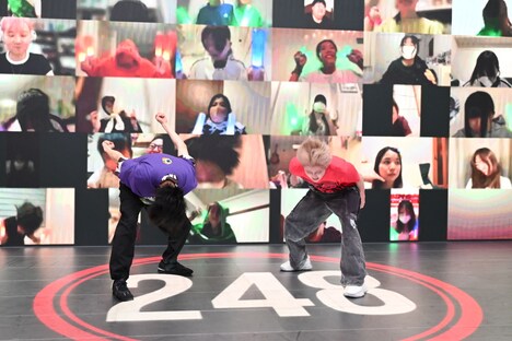 ヘドバンタイムの様子。