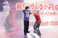 TikTok撮影中のリョウガとユーキ。