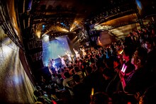 「SW!CH LAST ONEMAN LIVE『SW!CH OFF』」の様子。（撮影：村田征斗）