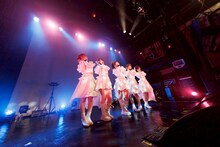 「SW!CH LAST ONEMAN LIVE『SW!CH OFF』」の様子。（撮影：村田征斗）