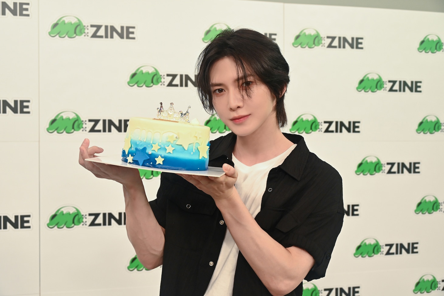 YEOSANGとバースデーケーキ。©テレビ朝日