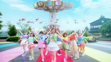 HKT48「半袖天使」ミュージックビデオより。