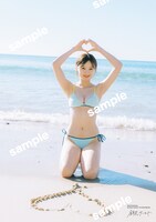富田鈴花（日向坂46）1st写真集「鈴花サーキット」SHIBUYA TSUTAYA特典ポスターサンプル（撮影：峠雄三）©光文社