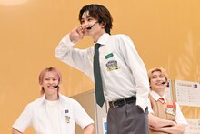 ハルのマネをするタクヤ。