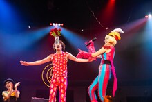 左から長谷川愛実、吉川健斗、もも。（Photo by Masayo）