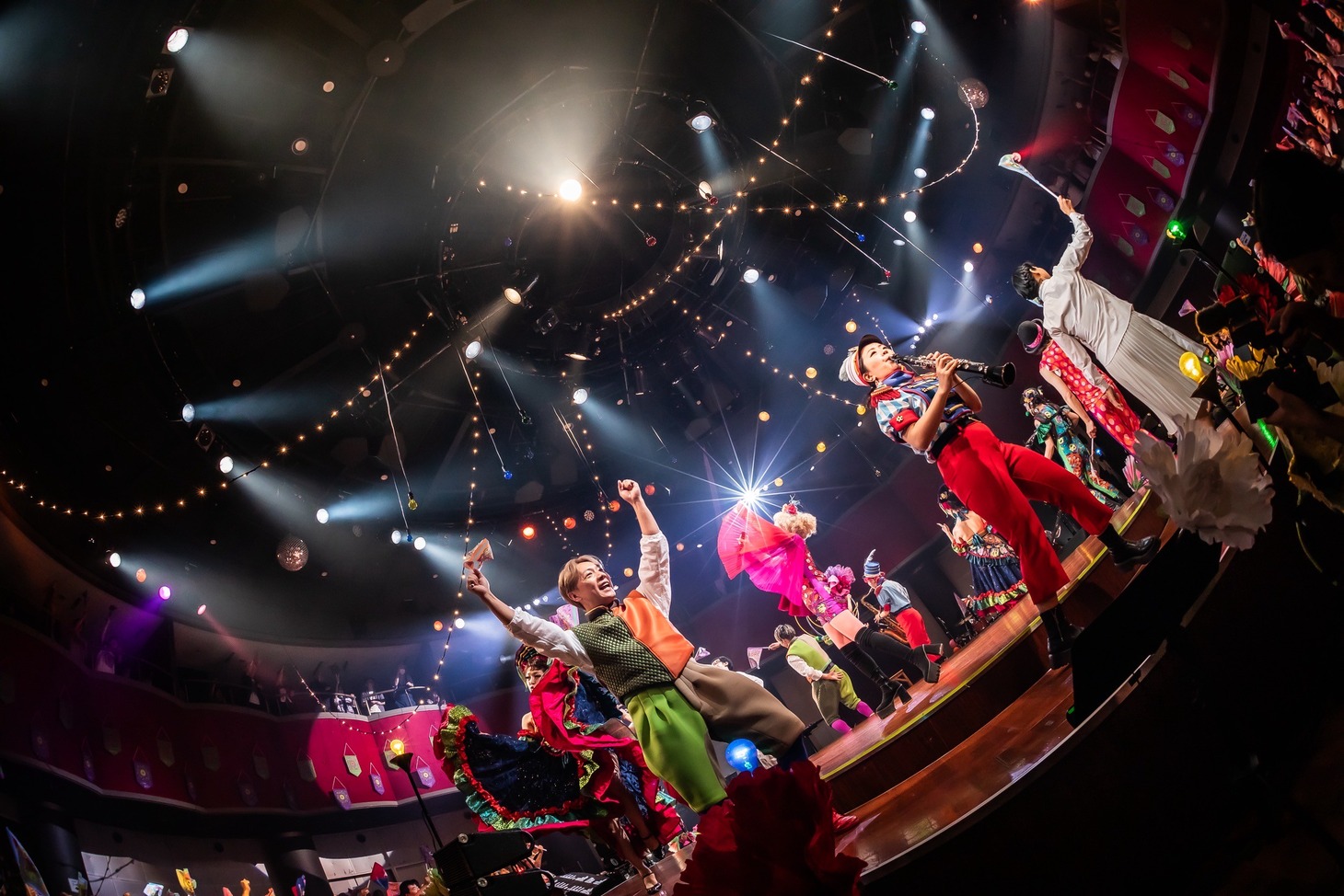 チャラン・ポ・ランタン「RANTAN-CIRCUS 2025」の様子。（Photo by Masayo）