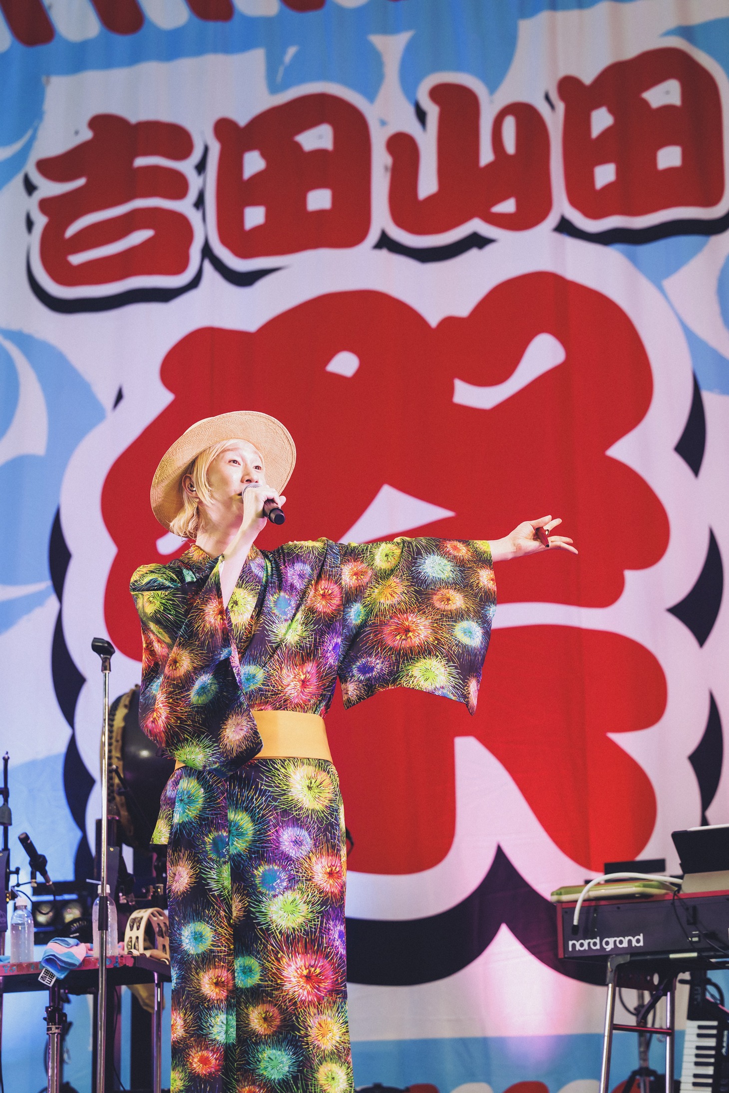 山田義孝（Vo）（撮影：冨田味我）