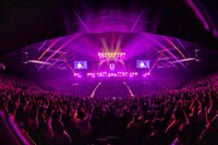 「FAN CLUB UNICITY 10th Anniversary "ROCK BAND is fan"」の様子。（Photo by Viola Kam［V'z Twinkle］）