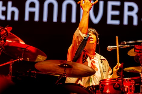 鈴木貴雄（Dr）（Photo by Viola Kam［V'z Twinkle］）