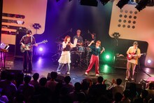 えみそんとコラボするShiggy Jr.。（撮影：曽我美芽）