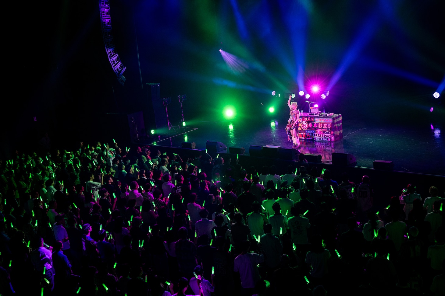 「安安2025今宵はAYAKAtuneでパーリーナイトsupported by DJ YASUMOTO」の様子。