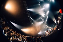 銀杏BOYZ「昭和100年宇宙の旅」最終公演の様子。（撮影：サマーエンドブルーリオ［@orz_____rio］）