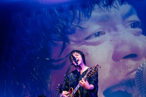 峯田和伸（Vo, G）（撮影：サマーエンドブルーリオ［@orz_____rio］）