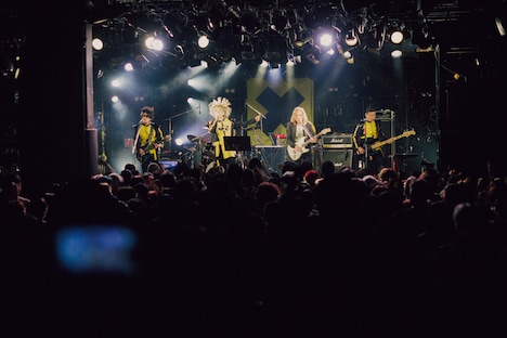 有頂天と本城聡章。（撮影：中山涼平）