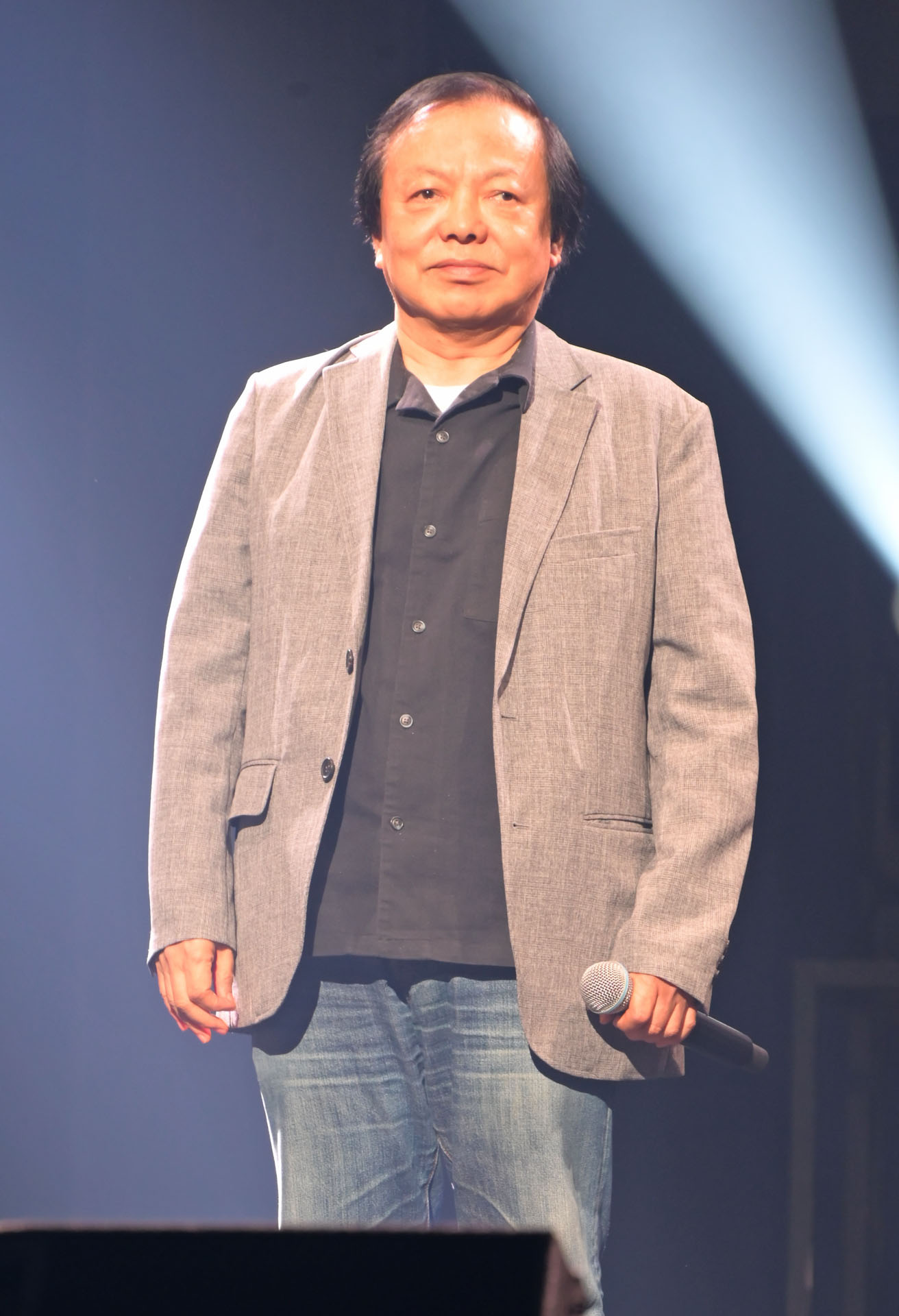 三宅彰