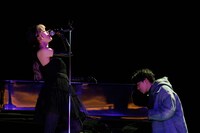 Netflixオリジナルドラマ「グラスハート」場面写真