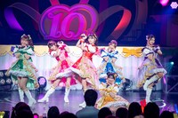 「超ときめき♡宣伝部のきみのハートにロックオンTOUR 2025 ～10th Anniversary～」初日公演の様子。