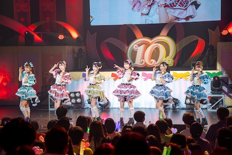 「超ときめき♡宣伝部のきみのハートにロックオンTOUR 2025 ~10th Anniversary~」初日公演の様子。