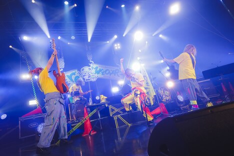 「LAWSON presents 夏川椎菜 Revenge Live “reMAKEOVER”」東京・Zepp Haneda（TOKYO）公演の様子。（撮影：江藤はんな［SHERPA+］）