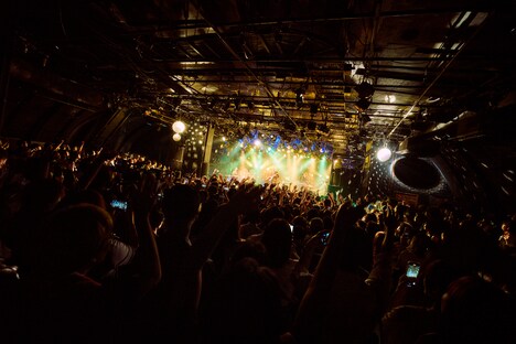 luv「Already Movin'」東京公演の様子。（撮影：鳥居洋介）