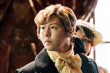 ショパン役の藤澤涼架（Mrs. GREEN APPLE）。