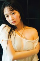 「江籠裕奈 3rd 写真集 I DO Love」より。（撮影：カノウリョウマ） ©︎光文社