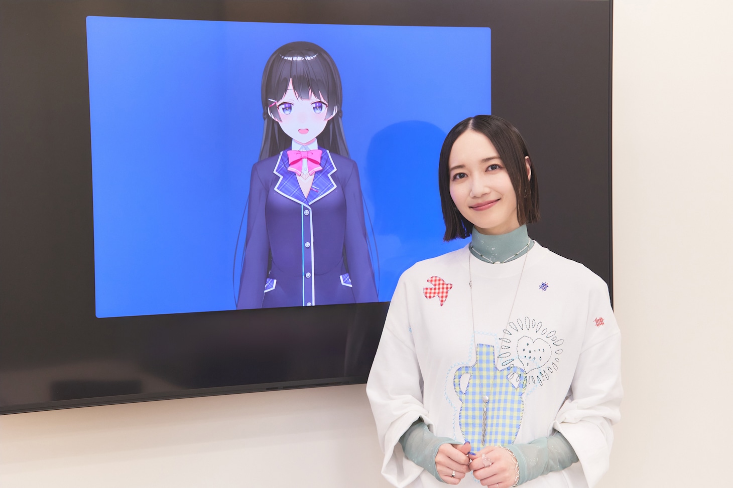左から、月ノ美兎さん、のっちさん。