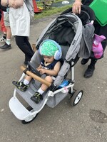 フレームには「どこでもベープ」を付けて虫除け対策もバッチリ。