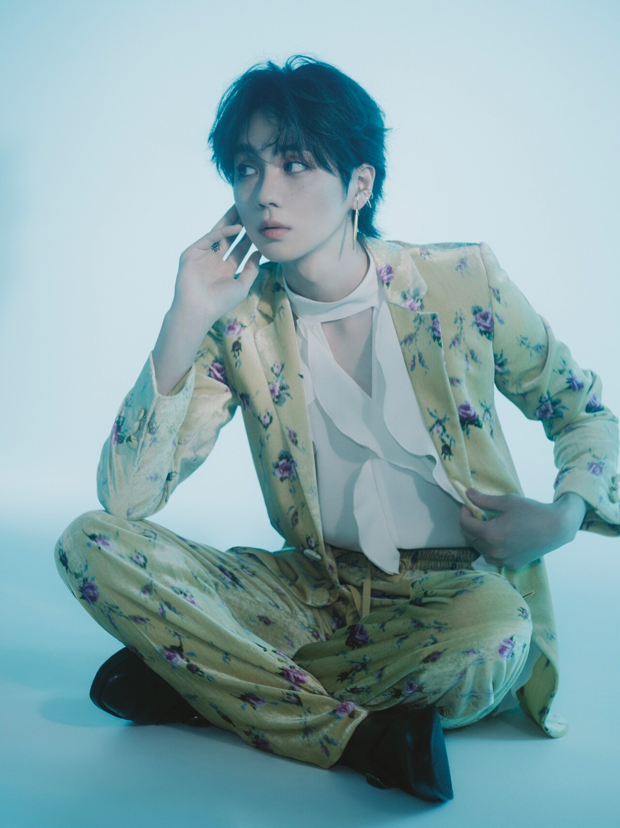 【臣岩壱北LOVEプロフ必読】 吉野北人 アクリルパネル かずほく”コンビが、バスローブにスーツ姿など色気漂う姿で魅了