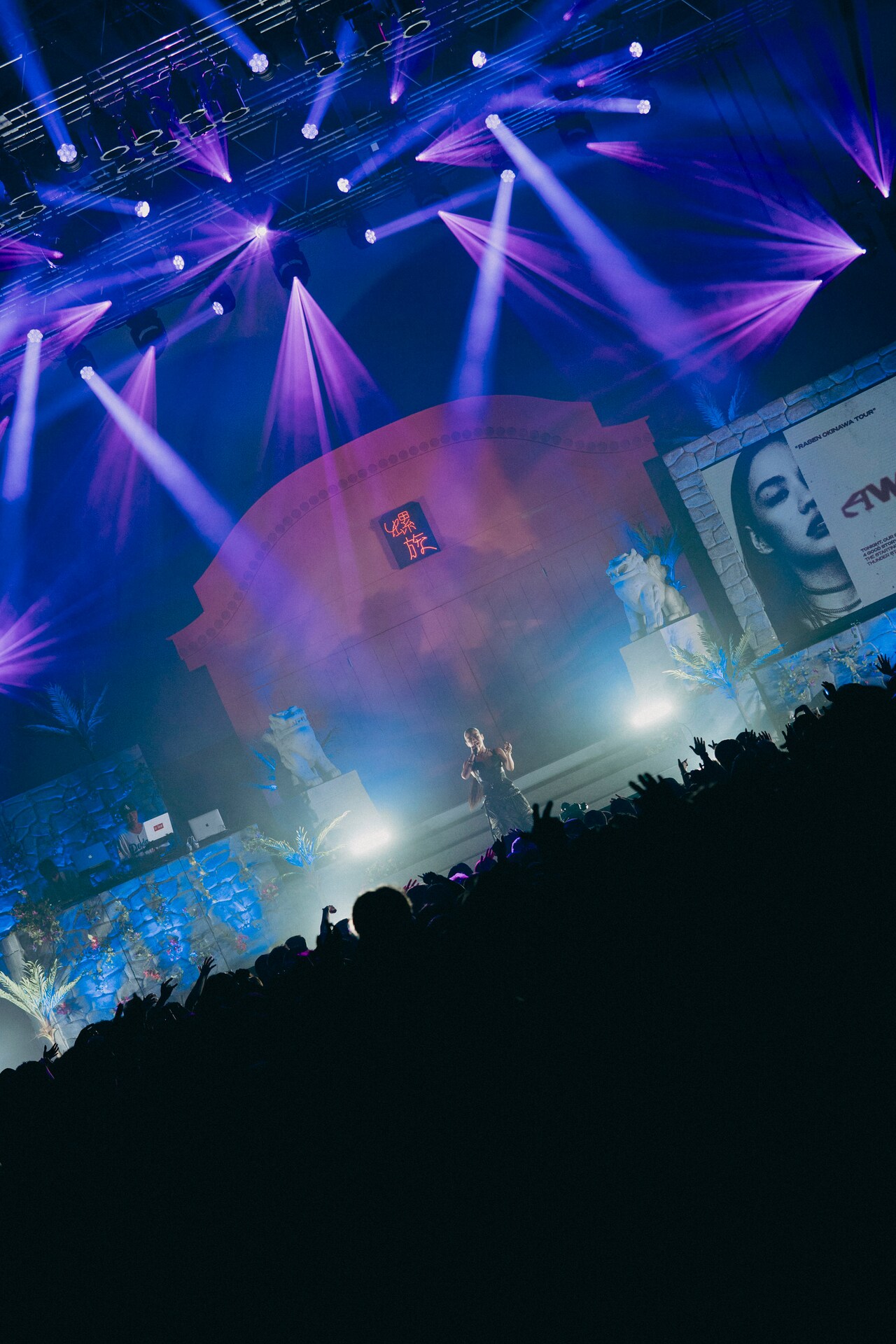 美品♡2011アジアツアー&amp;初公式映像集とフォトブックセット Amazon.co.jp | The 1st ASIA TOUR 