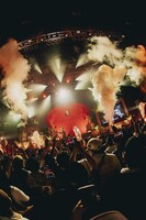 「RASEN OKINAWA TOUR」東京公演の様子。（撮影：佐藤潤平）